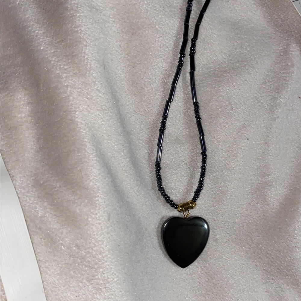 Elegant Black Heart Pendant Necklace